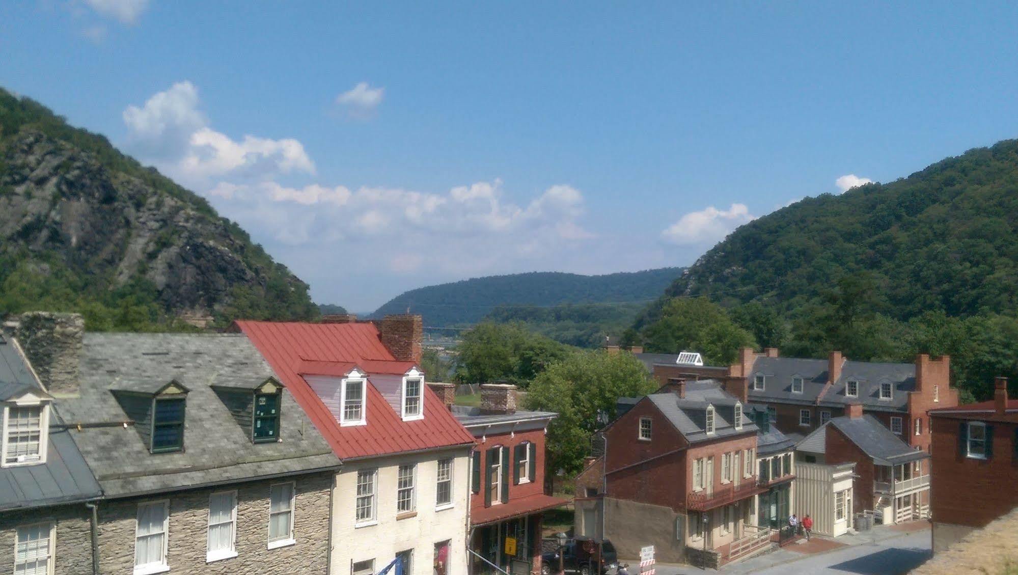 Lily Garden Bed&Breakfast Harpers Ferry Exterior foto